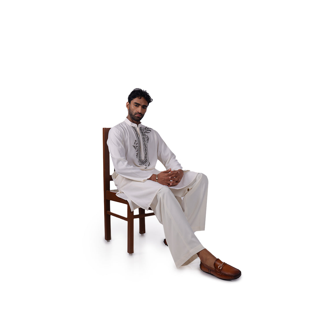 Side view of white embroidered kurta